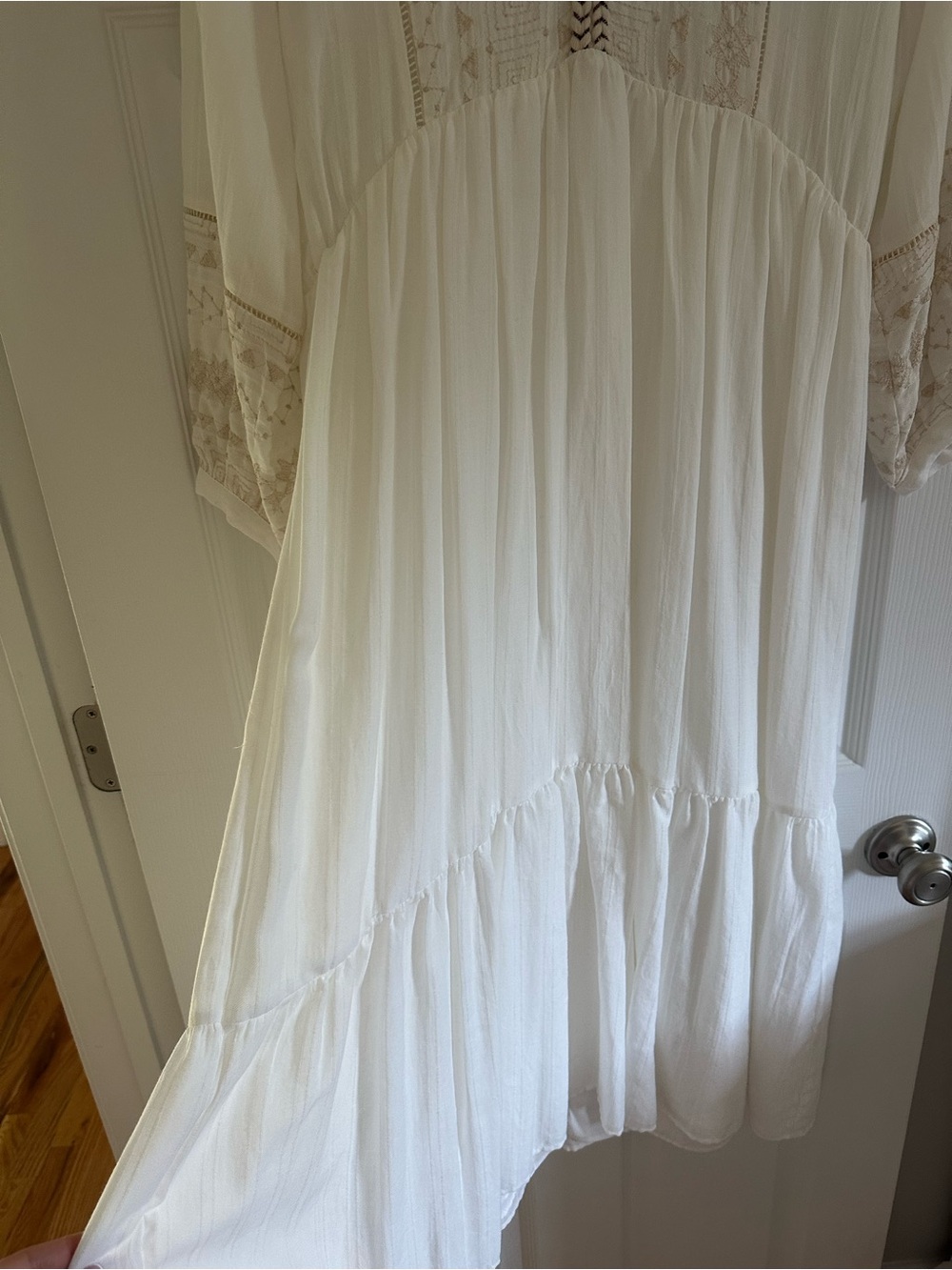 Zara Boho White Embroidered V-Neck Midi Dress - Picture 4 of 5
